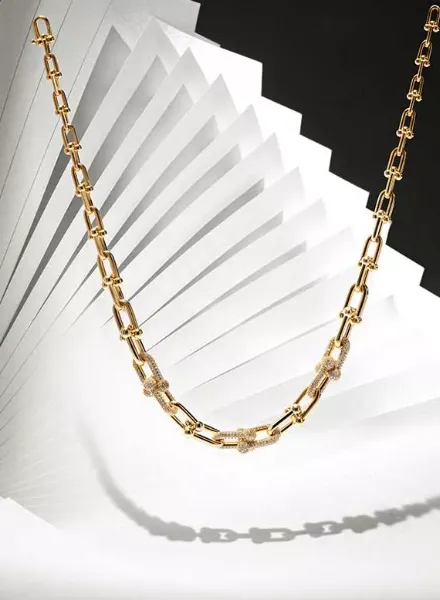 Tiffany x ELLE Germany: Andreas Achmann Photographs Accessories Editorial with Refined Lighting
