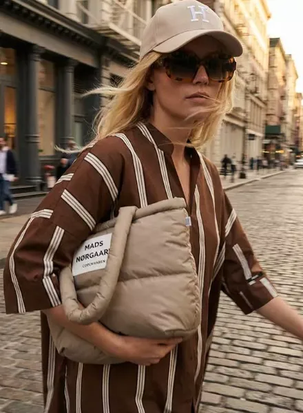 Brand0: New York Street Editorial zwischen KI-Ästhetik und urbaner Energie