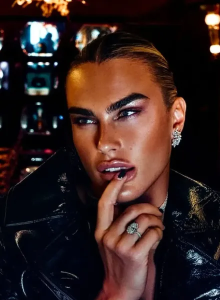 Tennis superstar Aryna Sabalenka graces the cover of VOGUE US May '26 - and LGA MANAGEMENT warmly welcomes star photographer STEVEN KLEIN!