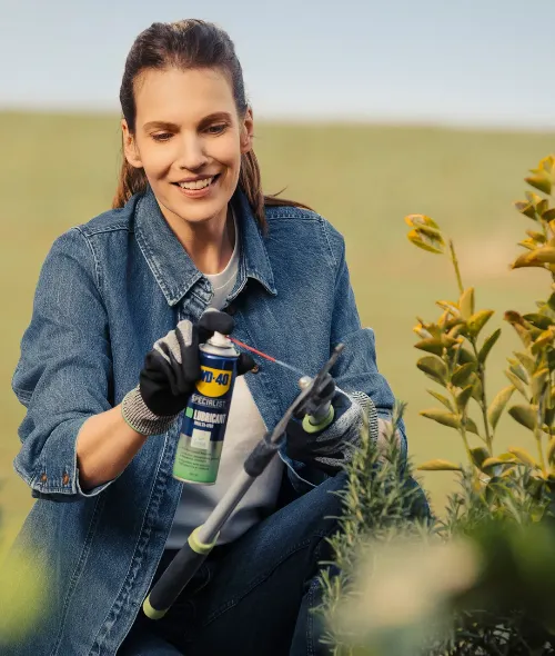 Matthias Aletsee photographs the launch campaign for the new WD-40 Bio Lubricant with 360 Agency
