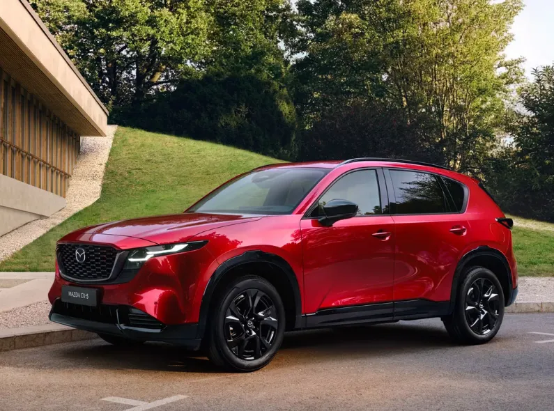 Soul Red Crystal - The new MAZDA CX-5, photographed by Ole Westermann and finished by ONE HUNDRED BERLIN