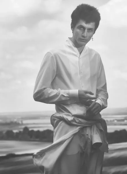 Douglas Irvine photographs male model Henry Kitcher for U LA REPUBBLICA #19