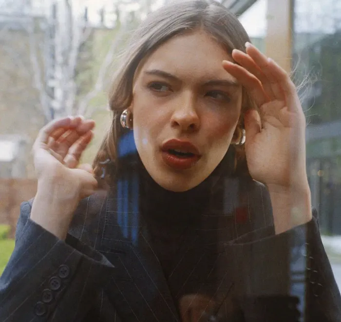 'Streets of London' featuring model Isobel 'Izzy' Ellen - a personal project by photographer Patrick Stegmaier