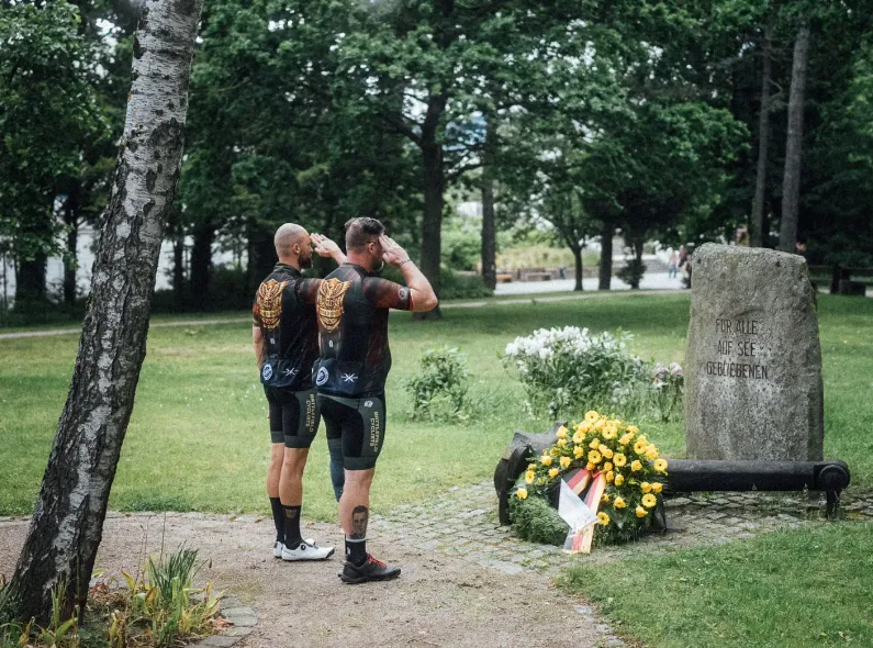 “Tour Of Honor” - Martin Bühler accompanied the cycling event organized by the Battlefield Cyclists with his camera