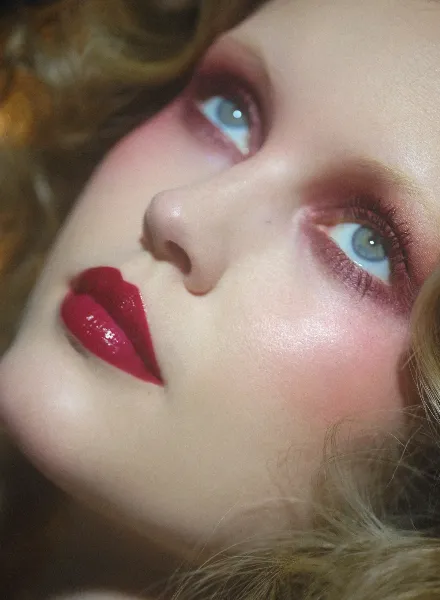 Dior Beauty x Harper’s Bazaar UK – JPPS produces “Angel Eyes” between Seventies glamour and British cool