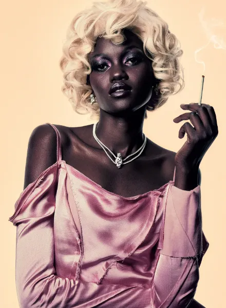 "All Eyes On Us" – Per Appelgren shoots an XXL spread for the AURUM MagBook 5th Anniversary Issue