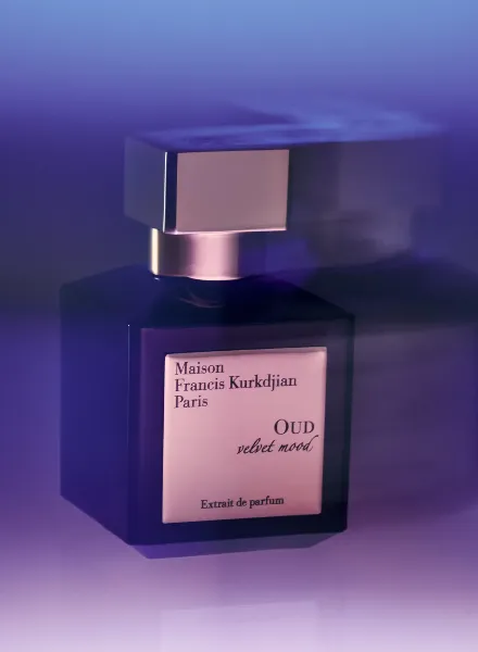 'Aura' – Maciek Miloch plays with movement, light, and the personality of iconic fragrances for Esquire Germany