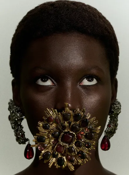 Beauty editorial featuring model Marie Agne Diene for LE POINT magazine – photographed by Nicolas Valois