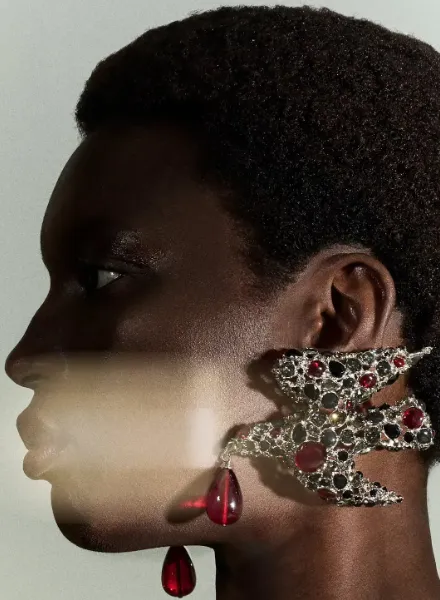 Beauty editorial featuring model Marie Agne Diene for LE POINT magazine – photographed by Nicolas Valois