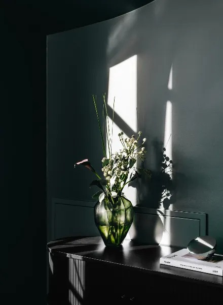 Exclusive Penthouse Up for Grabs – Benjamin Monn Photographs Luxurious Interior Details for Omaze