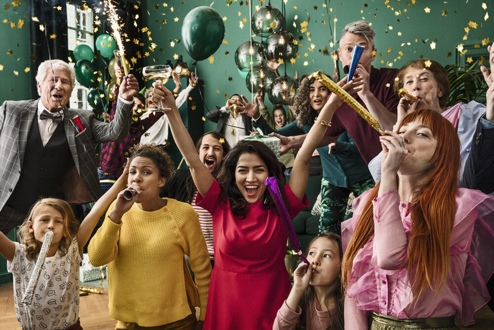 Prösterchen! Wir stossen an auf die IKEA Kampagne mit Gute-Laune Fotos von Linda ALFVEGREN c/o AGENT BAUER - und freuen uns AGENT BAUER als Aussteller auf der UPDATE17BERLIN begrüssen zu dürfen !