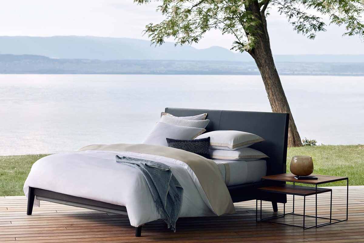 Martha Hunt in the HUGO BOSS Home campaign. Post production: <b>RAFF DIGITAL</b>