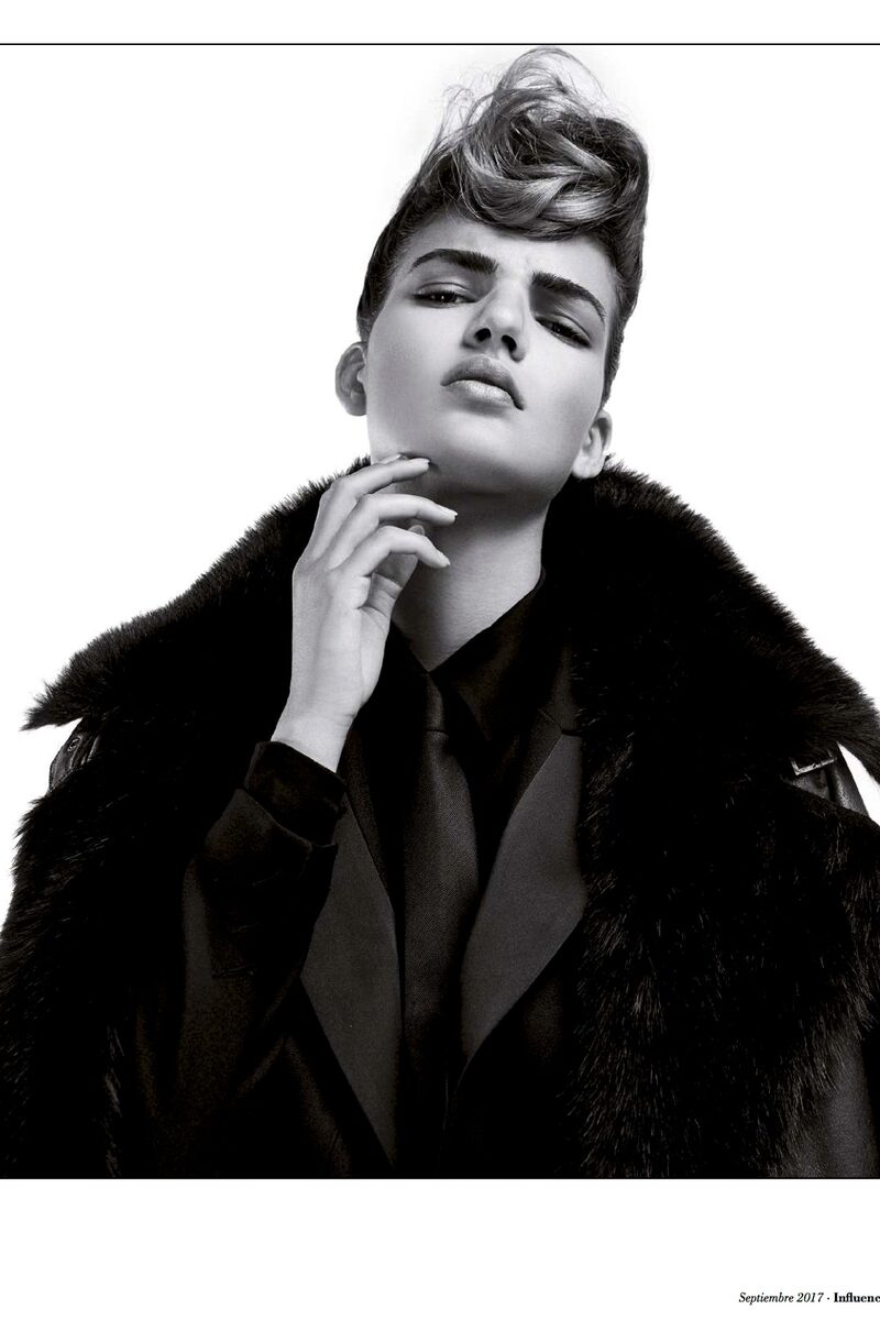 'Black is Black' – EAST WEST MODEL Laura S. c/o EAST WEST MODELS in der Coverstrecke des INFLUENCERS Magazins