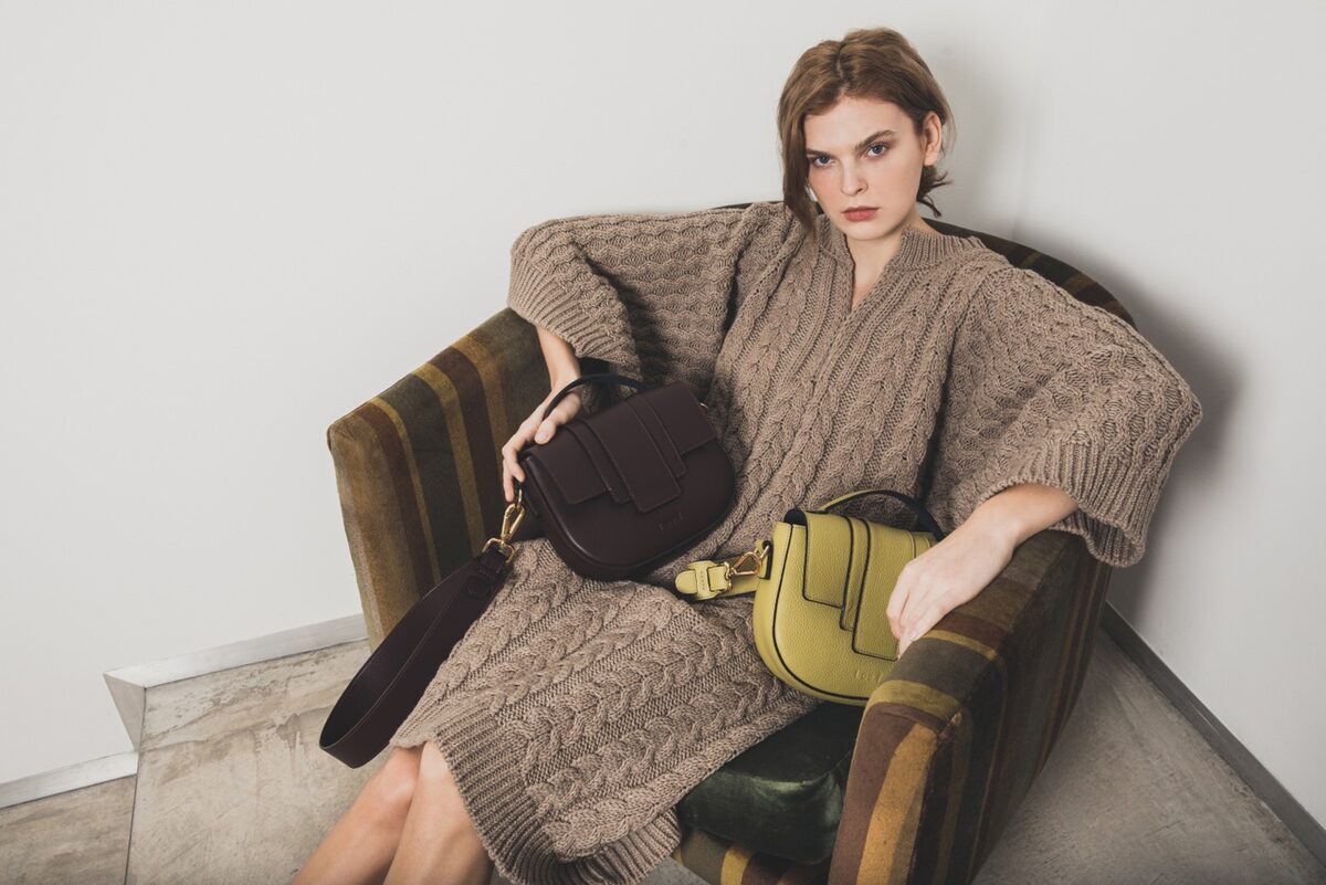 Die LOEF Bags 2018 Kampagne starring Model Mari ORLOVA c/o LOUISA MODELS, Fotos Valentina Frugiuele