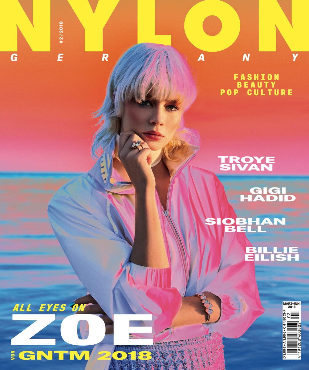 RETUSH CREATIVE RETOUCHING takes care of post production for the NYLON Germany cover spread, photographed by fashion photographer Felix Krüger