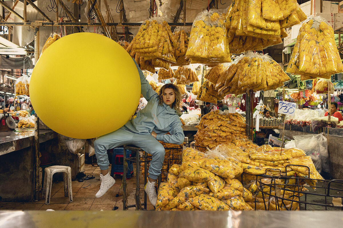 'Big Yellow Balloon' – personal spread by <b>Julia Marie WERNER c/o WILDFOX RUNNING</b>