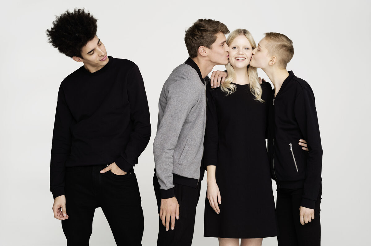 'Sustainable Modern Basics' – <b>Creative Director DIRK MEYCKE presents the latest PHYNE campaign for the men and women's lines</b>, photographed by Joachim Baldauf and supports <b>the GoSeeAWARDS as a juror</b>
