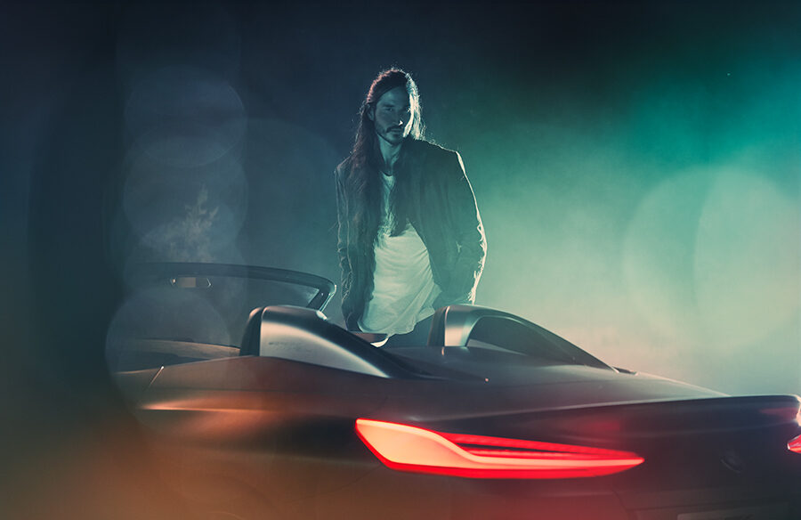 <b>Julia Obermeier, Art Director of Photography at BMW Group Design</b>, presenting the best-of concept vehicle photography on GoSee, is supporting the jury of the GoSeeAWARDS and will personally host the <b>UPDATE!8BERLIN x BMW HOUR</b>