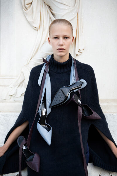 Max Mara Special in VOGUE Russia and INTERVIEW magazine - with a double dose of styling from <b>Özge EFEK c/o les ARTISTS by Josef Stockinger</b>