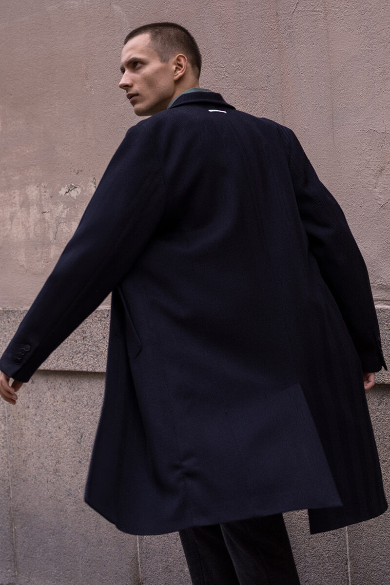 Der Agent Molly &amp; Co Fotograf <b>Fredrik Skogkvist</b> präsentiert Euch neue Looks für das Herren-Label 'Uniforms For The Dedicated' auf GoSee
