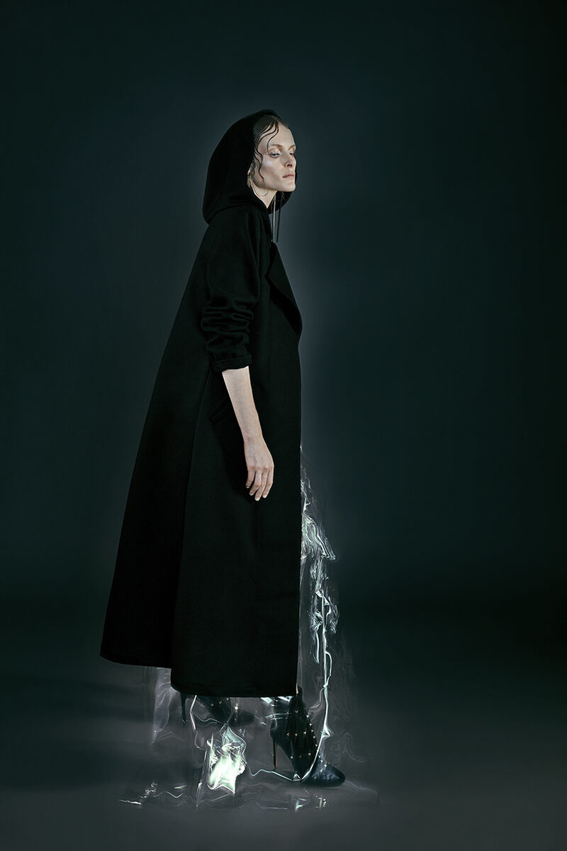 'ERA offers minimalistic, comfortable, functional and multi-purpose, unique design' -  <b>Sacha Tassilo HÖCHSTETTER</b> photographs for era.ksa