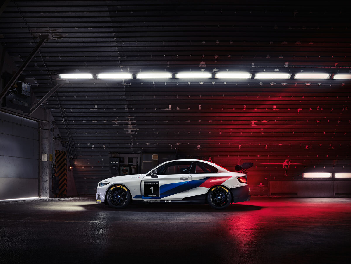 NEW at GoSee : STEFAN REEH, transportation photographer from Stuttgart; we present you his BMW Customer Racing motifs for bürosüd on GoSee