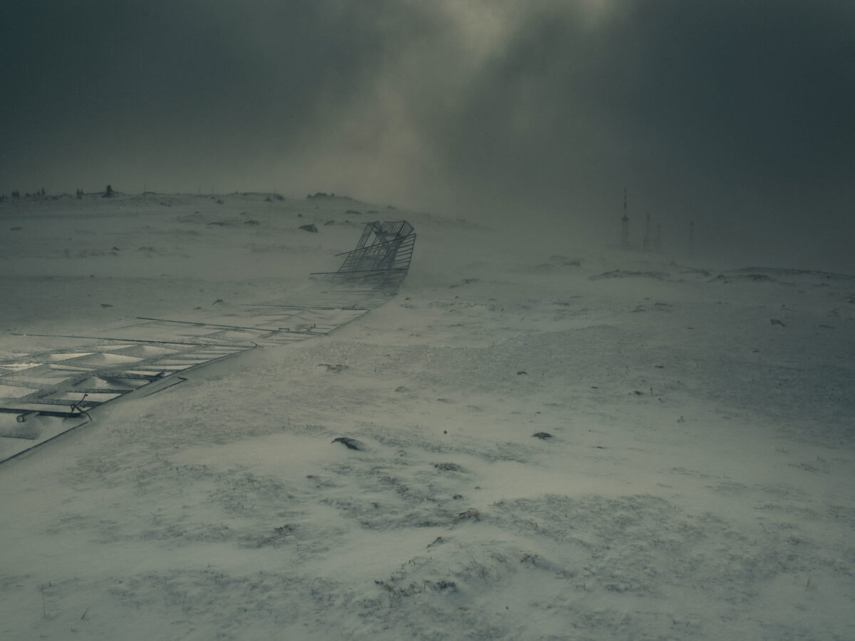 Transfăgărășan - photographer <b>Anke Luckmann</b> presents you the photos from her visit to conquer the notorious Carpathian road in fresh snow