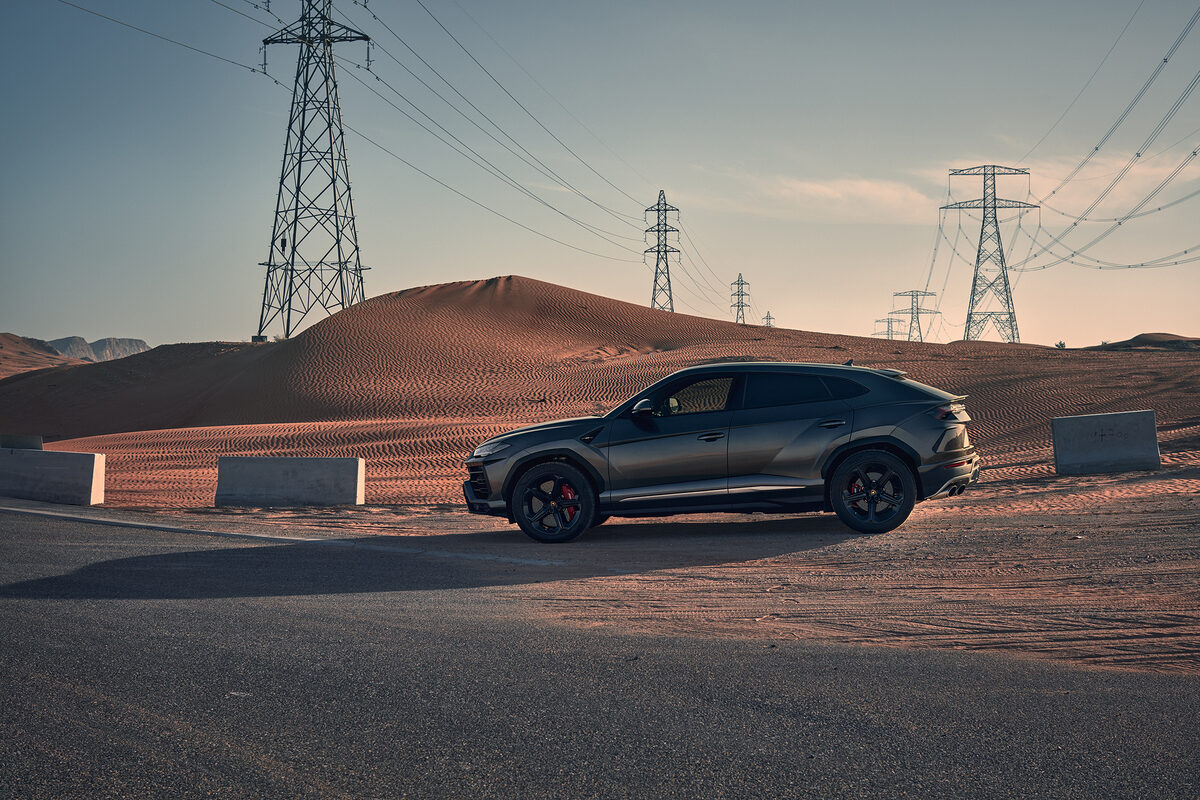 <b>Marc Trautmann</b> : with the Lamborghini Huracan on a visit to Dubai and in the red desert with the Lamborghini Urus