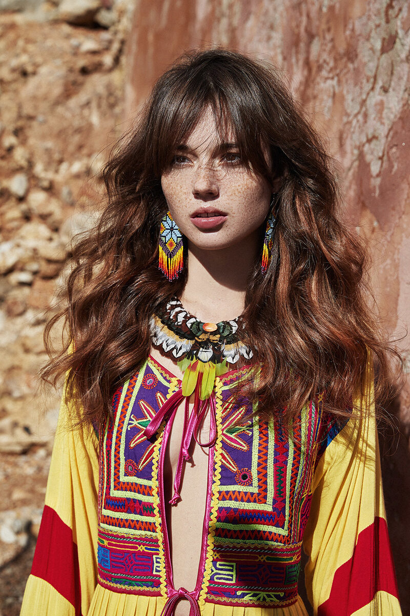 VISUALEYES ARTISTS : Stills für die YORKSHIRE BANK UK, L'OFFICIEL x WINDSOR feat. Sara Nuru, DOBI PROFESSIONAL Trends, ESTETICA Mag, LIVIQUE Katalogcover, LATEST Mag, ....