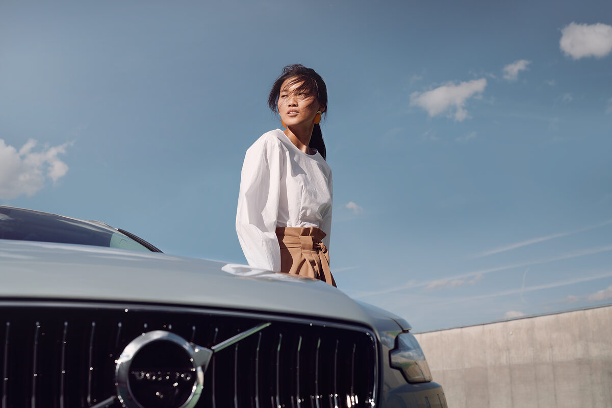 BAM präsentieren Euch auf GoSee ihr Projekt 'V60LA' mit dem neuen Volvo V60, fotografiert über den Dächern von Los Angeles