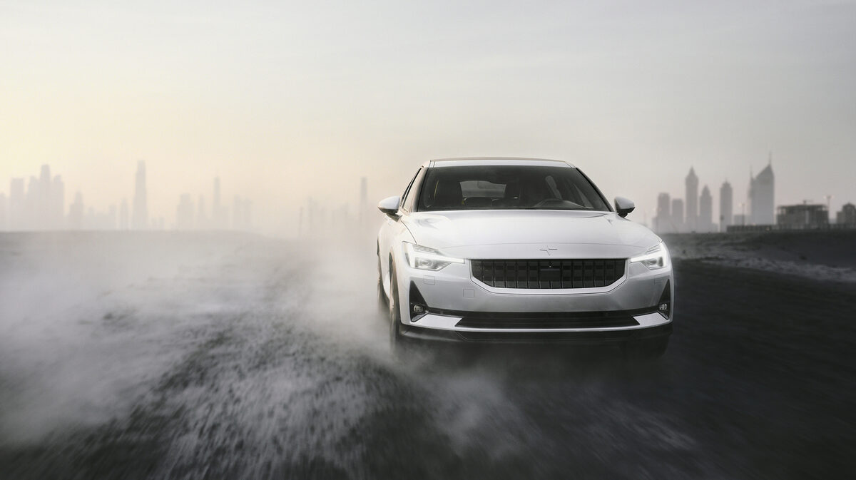 'The sky is the limit' – <b>ANDREAS BURZ</b> photographed the POLESTAR 2 in Dubai, and the vehicle is available online from Spring 2020