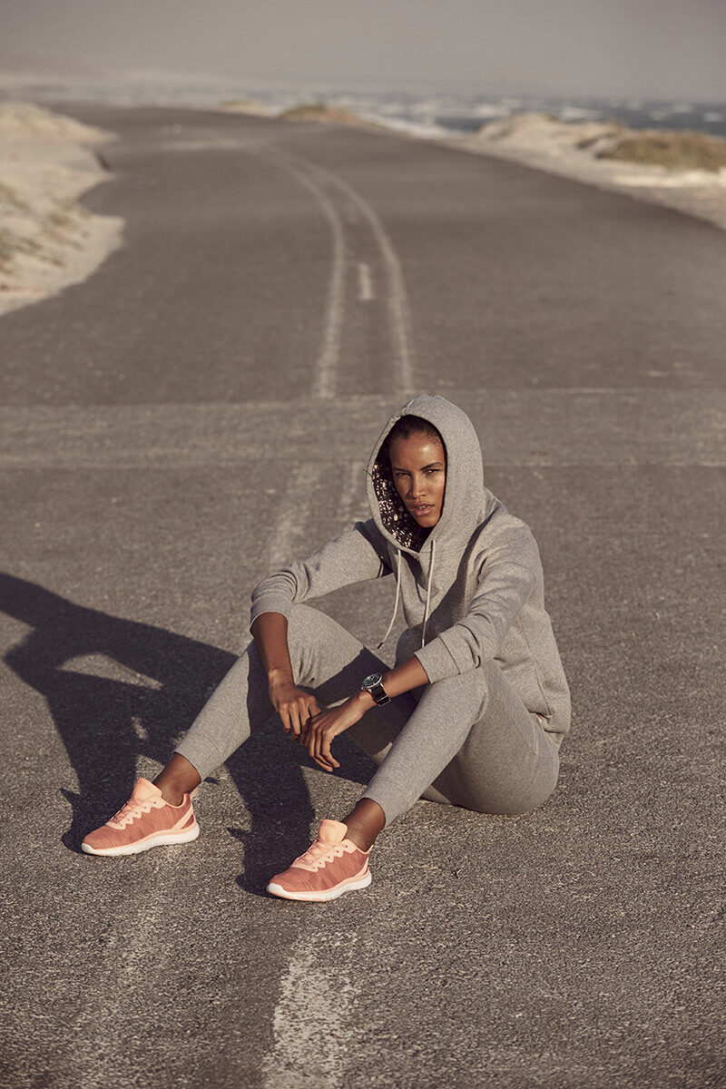 active by LASCANA Summer 2019 - fotografiert in Kapstadt von Gary ENGEL c/o HILLE PHOTOGRAPHERS, Styling by Michele Junker