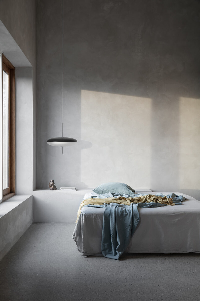 <b>Heidi Lerkenfeldt c/o STILLSTARS</b> photographs for ASTEP DESIGN LAMPS