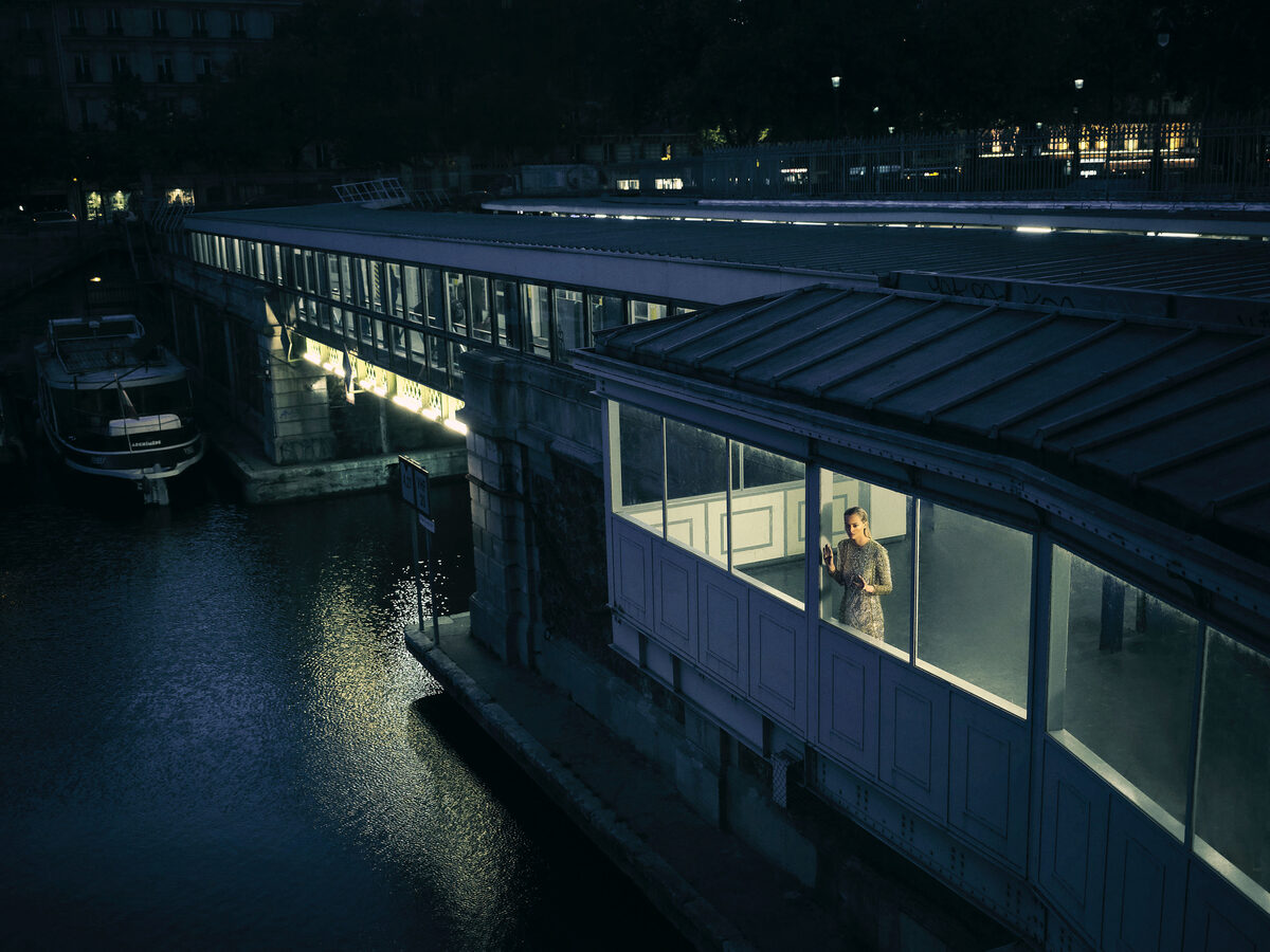 Roger Weber photographs for ELLE Serbia - production by <b>JPPS Creative Productions</b>