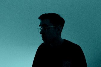 'Don't hurt yourself' - <b>Maximilian MOTEL c/o SEVERIN WENDELER</b> führt Regie bei dem Musikvideo zum neuen Song des finnischen Singer-Songwriters Tomi Saario