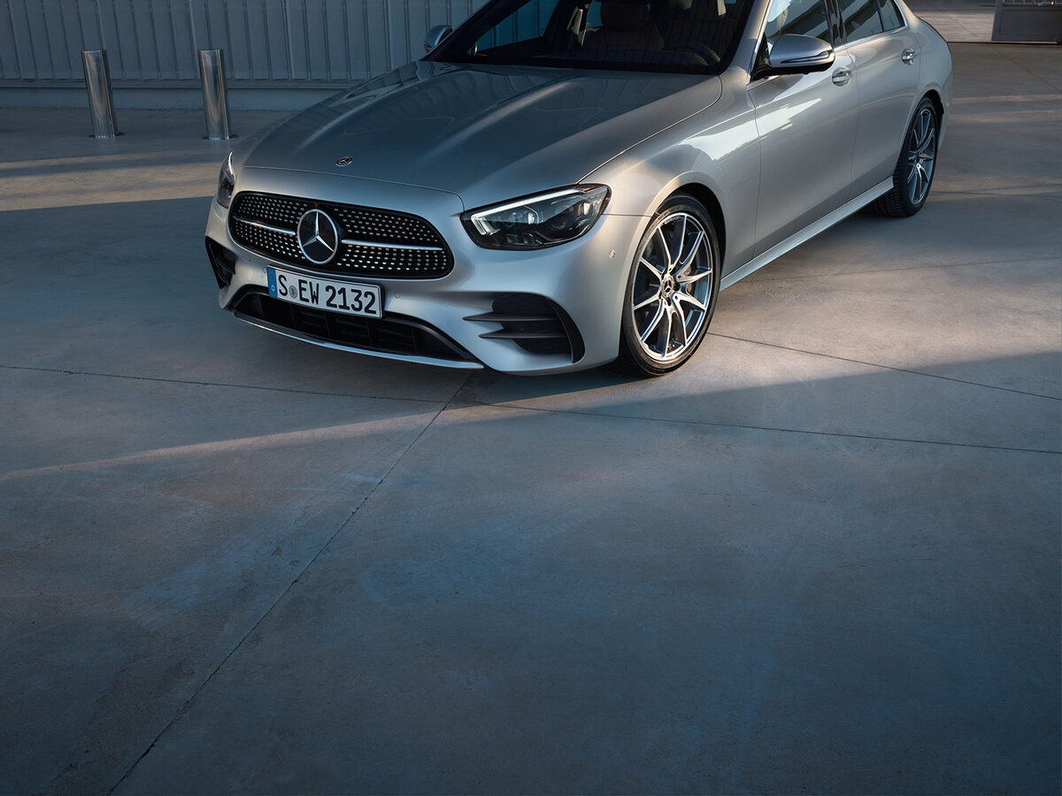 The new Mercedes E Class for antoni, staged by <b>Frederic SCHLOSSER c/o UPFRONT Photo &amp; Film</b>