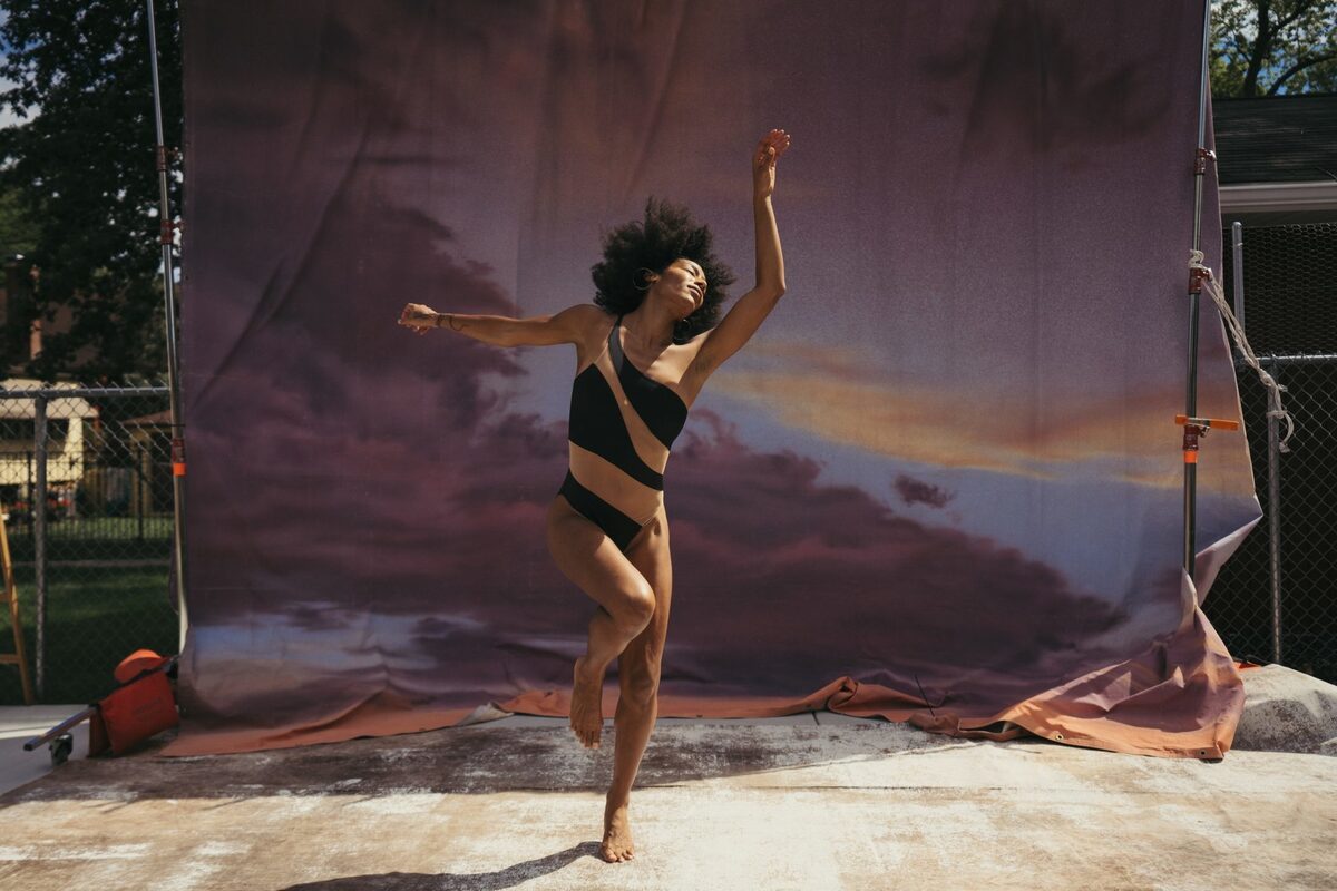 ‘RENA’ – dance performance by choreographer and dancer RENA BUTLER, captured by Photographer / Director <b>Marcus SMITH c/o MAKING PICTURES</b> in Chicago