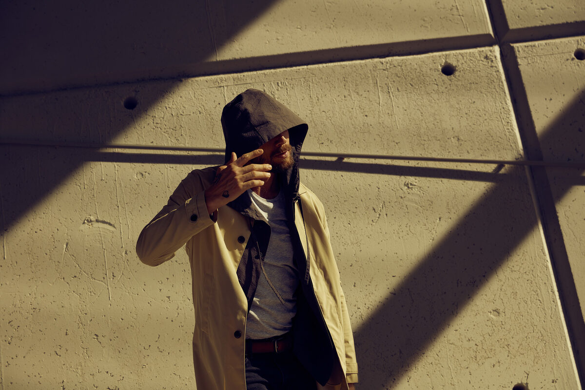 The new E Class Sedan, Estate and All Terrain – photographed and filmed by FRITHJOF OHM INCL. PRETZSCH on urban sets in Barcelona for Antoni Garage, Berlin