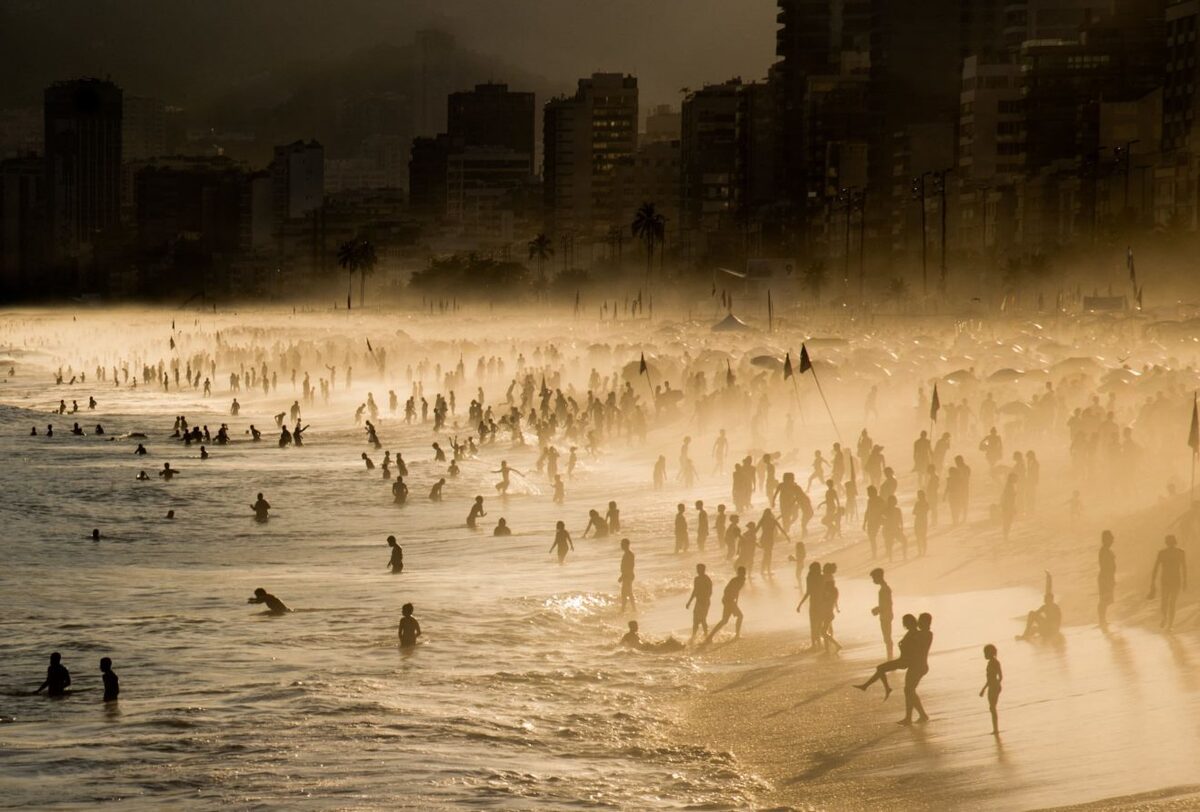 GoSee loves â€¦ â€˜<b>Ãguas de Ouroâ€™ by Sandra Cattaneo Adorno</b> celebrates the joie de vivre of Brazil in golden light and boisterous scenes on Rio de Janeiroâ€™s famous Ipanema beach (Radius Books)