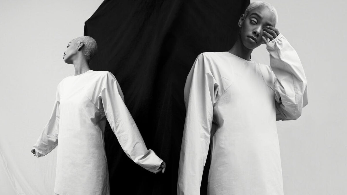 Model Yusra for L’OFFICIEL Baltics - photos, concept & retouch by RAMONA REUTER, plus styling by Alex Dietl