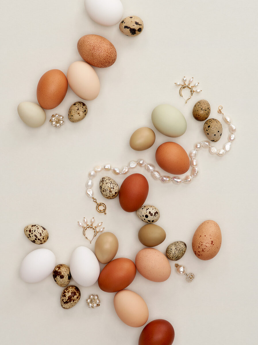 'Osterüberraschung' - Wolf-Dieter BÖTTCHER c/o STILLSTARS fotografierte ein Schmuck-Editorial für die INSTYLE, Styling Theresa Pichler