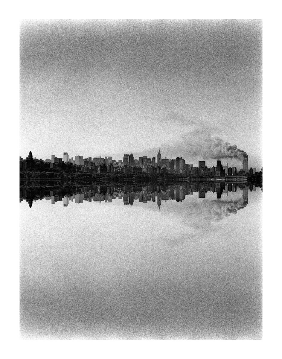 '20 Years After - an Alternate View' - ausdrucksstarke Einzelausstellung von Modefotograf und Regisseur TIM PETERSEN zu 20 Jahre 9/11 in den Wilhelm Hallen, Berlin
