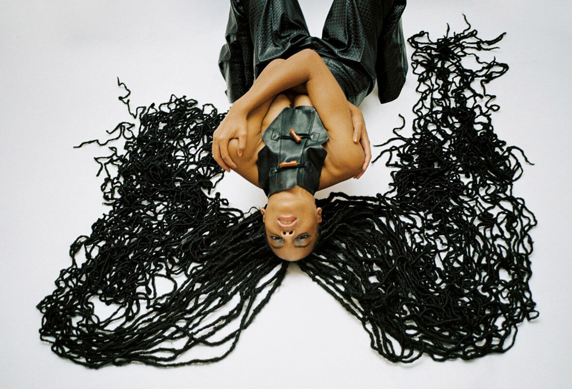 Nikolas Petros Androbik photographs for HUNGER magazine – make-up by Sonja SHENOUDA c/o BIGOUDI