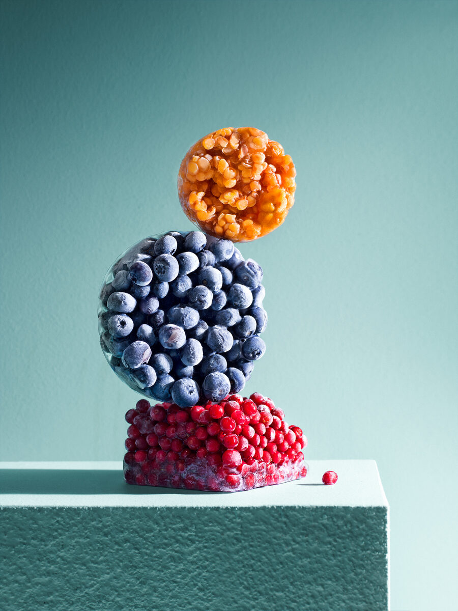 Food creations for MATHEM, drinks for COSMOPOL, and perfume bouquets from ALL I AM by food & still life photographer Matilda Lindeblad c/o AGENT MOLLY & CO