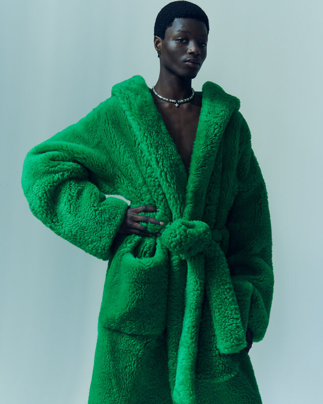 Stephanie PFAENDER c/o SHOTVIEW ARTISTS MANAGEMENT photographs the ‘Time & Jewels’ editorial for THE WEEK:Fashion, with styling by Tim Tobias Zimmermann & Remy Yombo