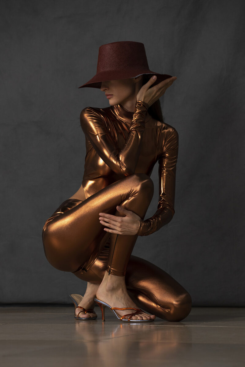 Mystical Orient heading for the future – <b>Timo LÜBKER C/O LOUISA ARTISTS</b> styles the <b>UFFF S/S ‘22&nbsp;campaign </b> for designer and label founder Youssef Hotait