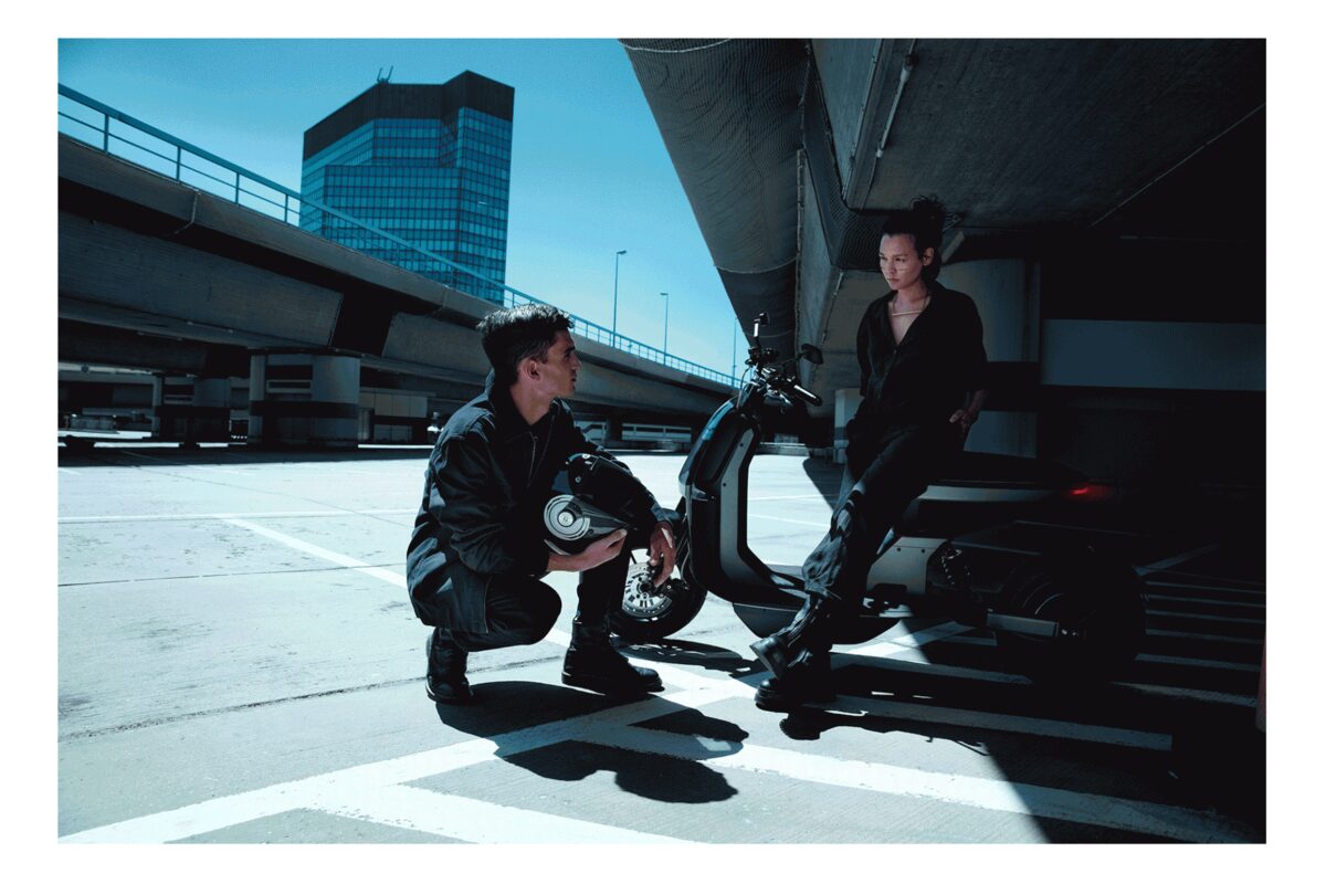 ROBERT WESTRICH photographs the launch campaign of the new NAON Zero-One electric scooter Made in Germany