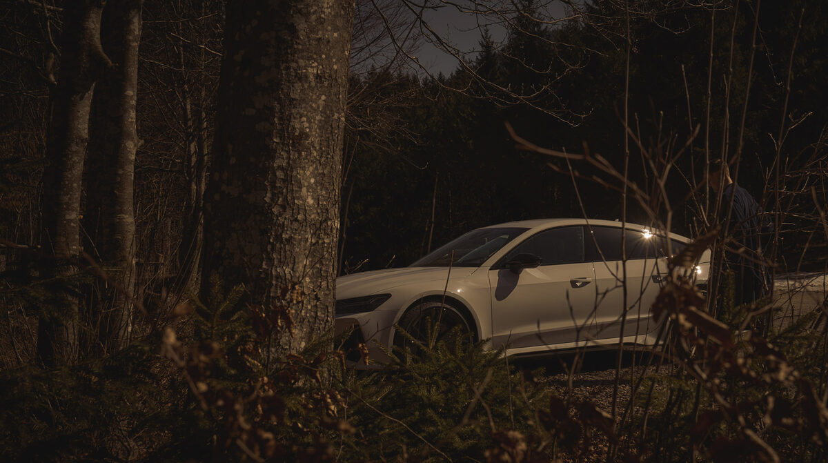‘Nature Meets Technology’ MARCUS PHILIPP SAUER presents a personal project with side shots of his Audi RS7 production with model Claudio Breitscheidel
