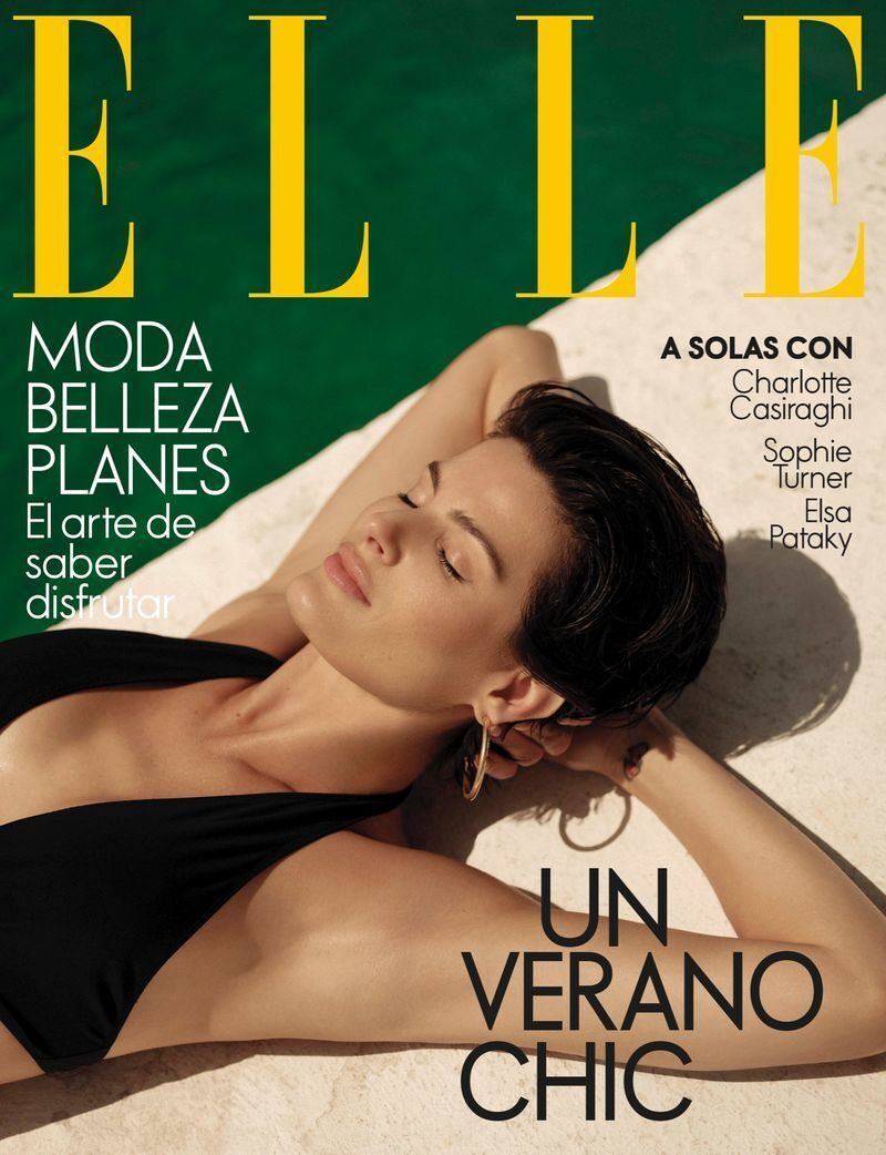 'Un Verano Chic' mit der todschicken Isabeli FONTANA c/o LOUISA MODELS auf dem Cover der ELLE Espana Juli 2022
