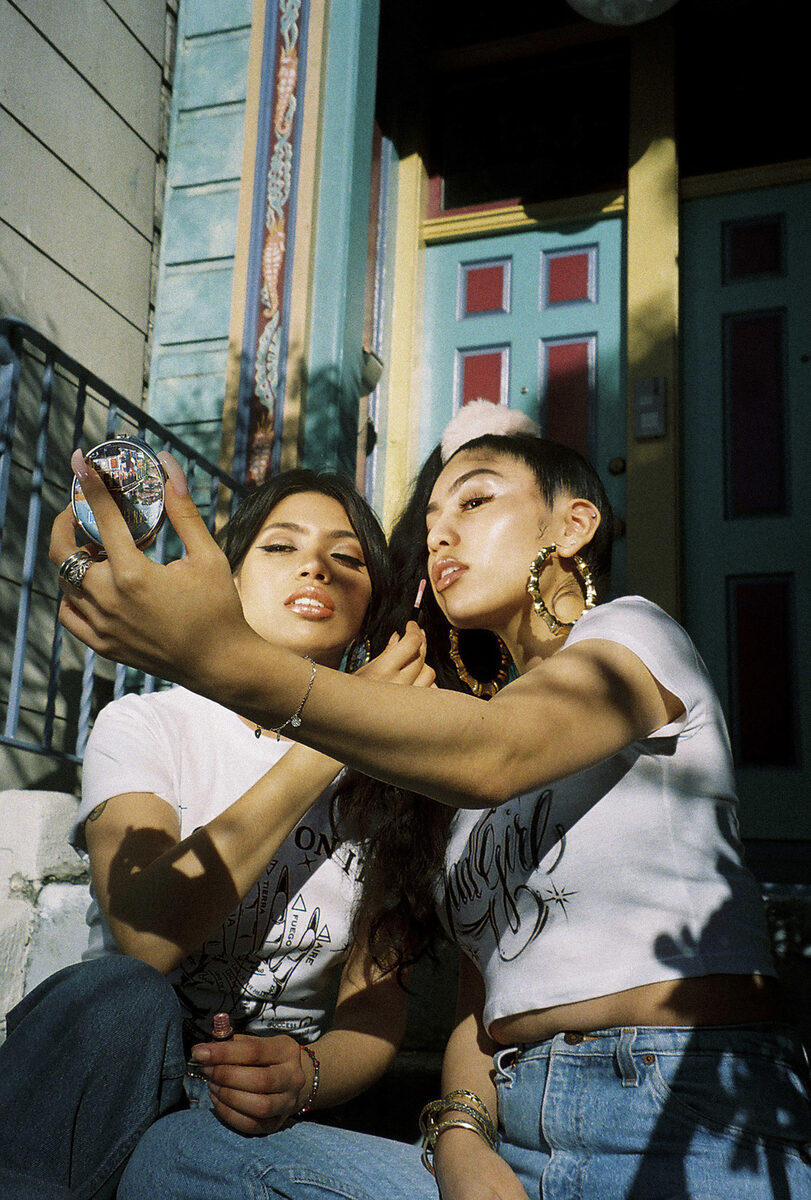 <b>‘WHO AM I? I AM.’</b> – Galerie Kernweine curates photo exhibitions at the Staatsgalerie Stuttgart on the <b>diversity and changeability of identity</b> with <b>CARLOTA GUERRERO, LIN ZHIPENG (AKA NO.223), SLAVA MOGUTIN &amp; THALIA GOCHEZ</b>